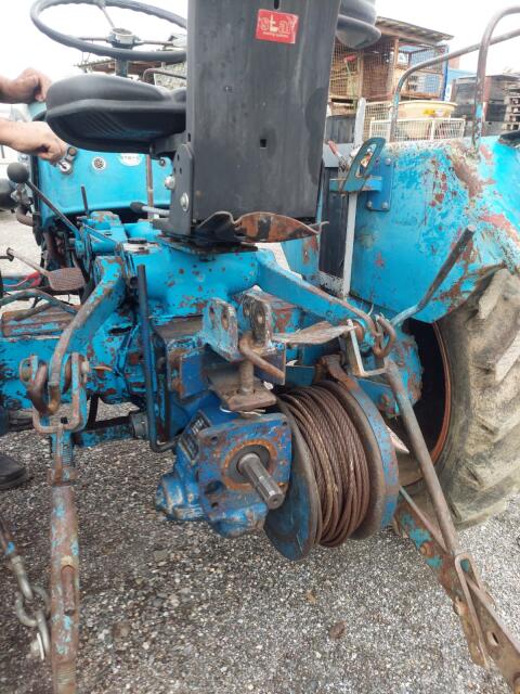 Lindner ASW 25 Anbauseilwinde