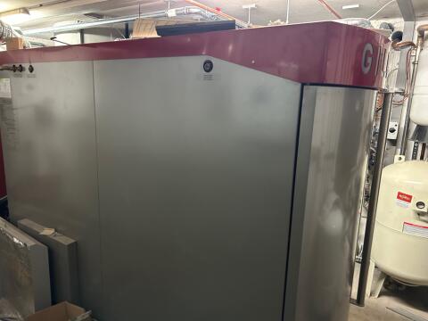 Gilles Hackschnitzelheizung 160 kW neuwertig! Ist ausgebaut