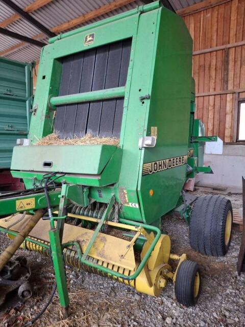 John Deere Rundballenpresse 590