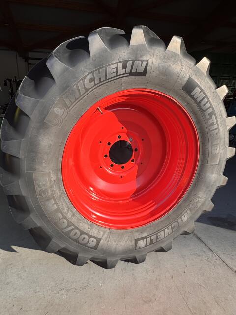Fendt Vario 300 S4 Kompletträder