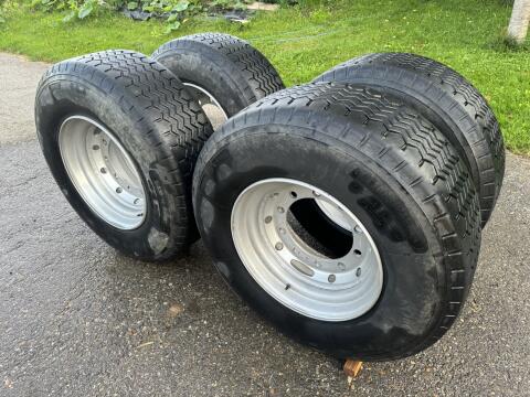 Räder 385/65R22,5