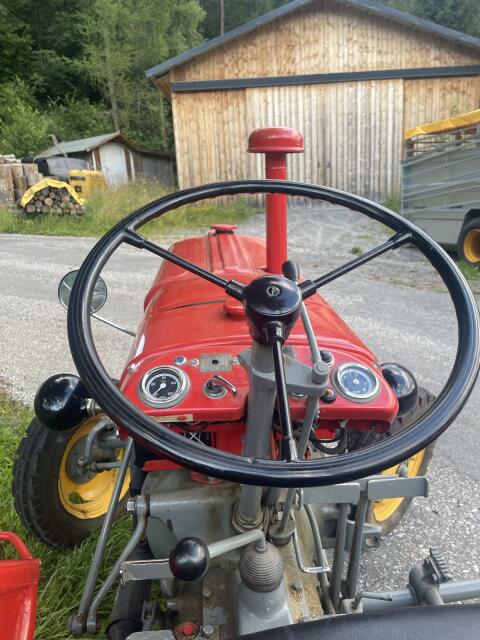 Steyr T84