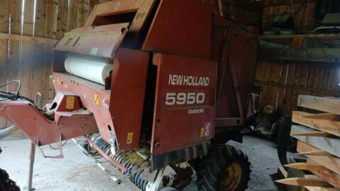 Rundballenpresse New Holland 5950