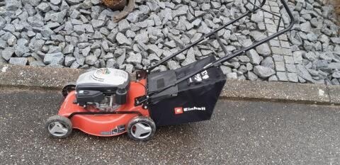 Benzin Rasenmäher