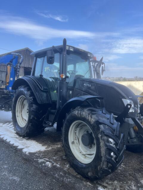 Valtra N 113 Hitech