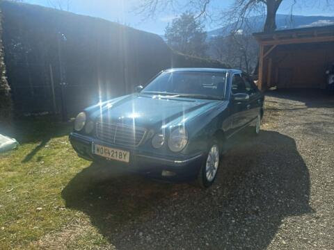 Mercedes E 270 w210
