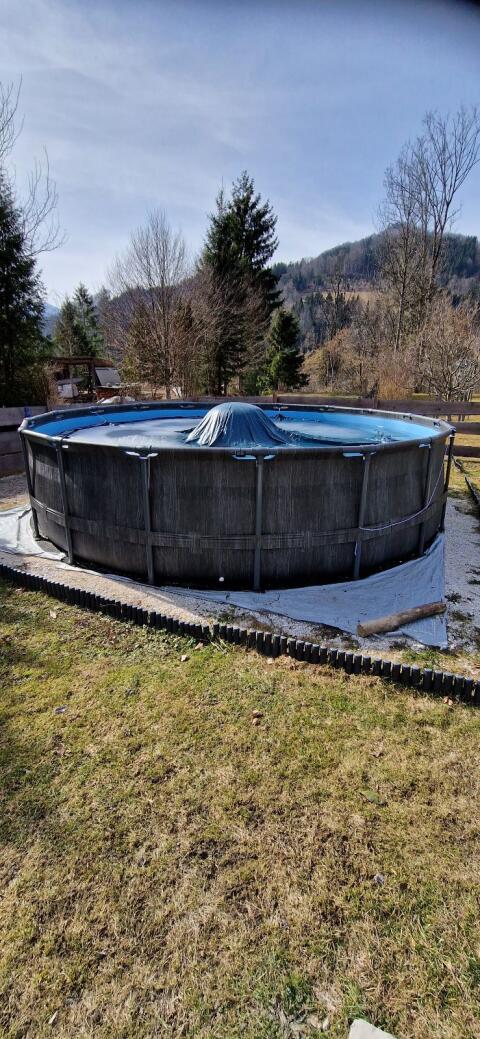 Pool 5,49 m Dm.