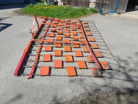 Wölfleder Wiesenegge