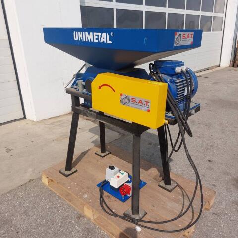 Getreidequetsche Unimetal