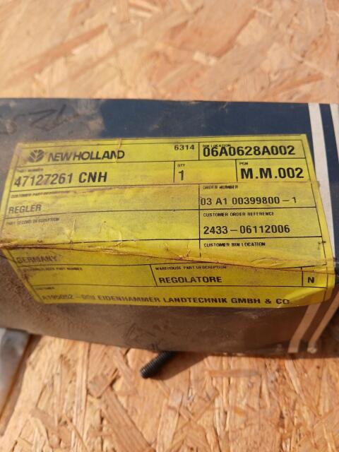 New Holland TSA 100 Regulator