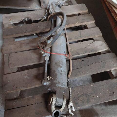 Hydraulischer Oberlenker