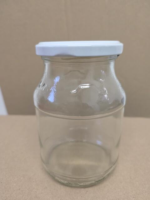 Joghurtgläser mit Schraubverschluss und Deckel