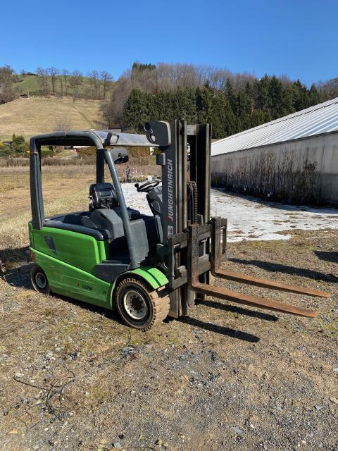 Jungheinrich EFG 430 SP, E-Stapler 3 t, Triplex 4,4 m