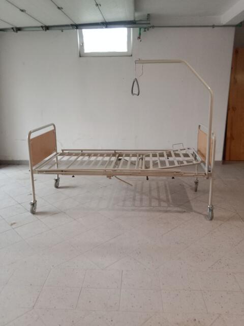 Pflegebett mechanisch
