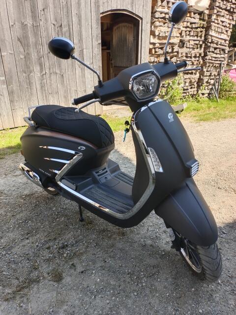 Moped: Terra Vera Cruz mit Pickerl