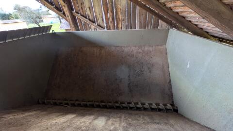 Bunker mit Austragsschnecke