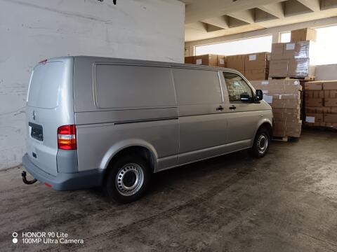 VW Transporter Kastenwagen T5, langer Radstand, 2,5 l, 96 kW