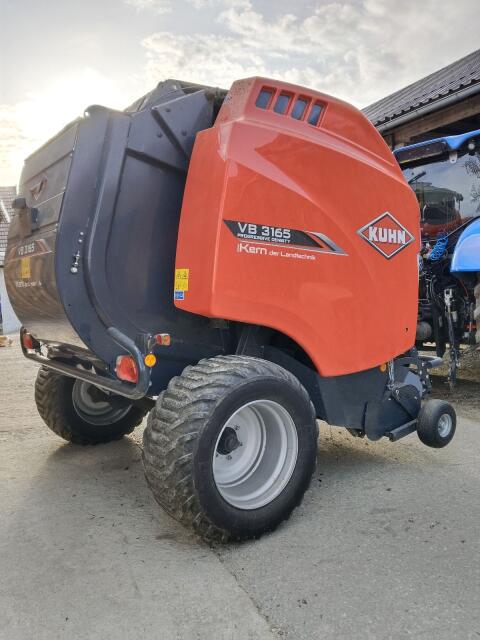 Rundballenpresse Kuhn VB3165