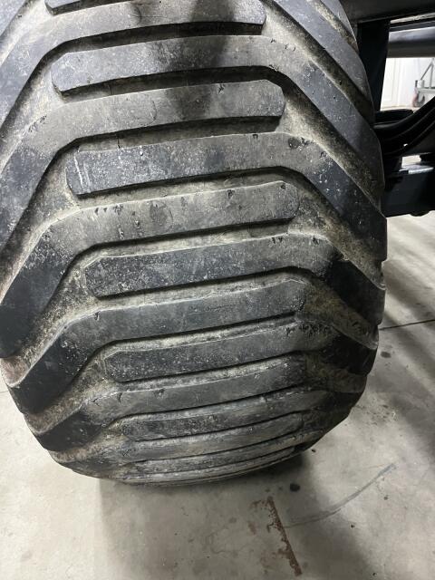 4 x 700/50R22,5 Reifen