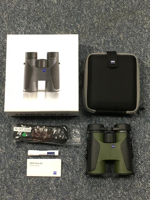 Zeiss Terra ED 8x42 Fernglas, grün