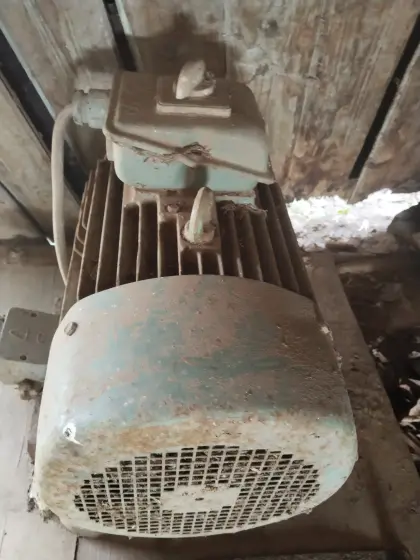 Starkstrommotor für alte Riemenkreissäge