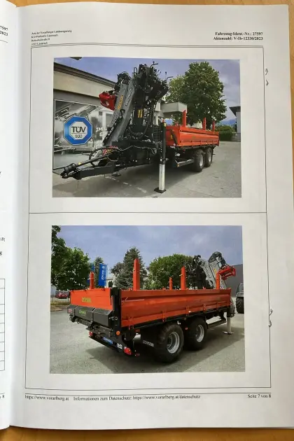 Lochmann Holztransport Anhänger mit Forstkran