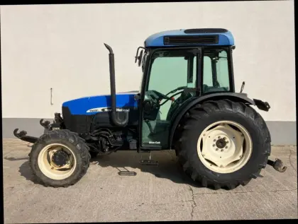 New Holland TN85FA
