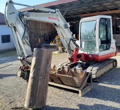Takeuchi TB145