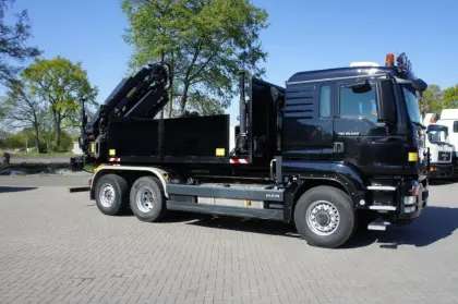 MAN 26.540 TGS mit Abroller, Palfinger 34002, Funk und JiB