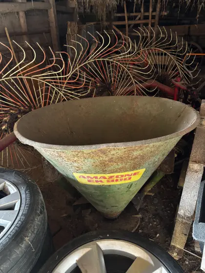 Düngestreuer, Salzstreuer