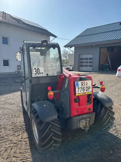 Weidemann T4512 CC40