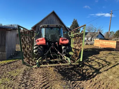 Wiesenegge, Wiesenschleppe