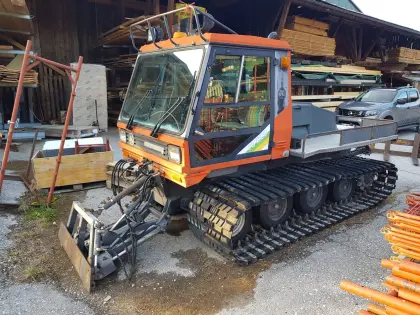 Kässbohrer Pistenbully PB130D