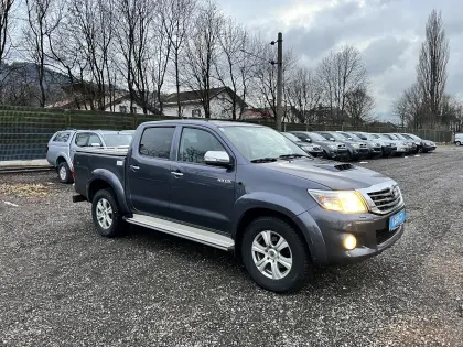 Suche dringend Toyota Hilux oder andere Pickups, bitte einfa