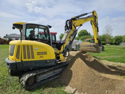 Bagger Wacker-Neuson ET 6.5