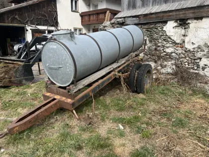 Wasser- und Gülle-Anhänger