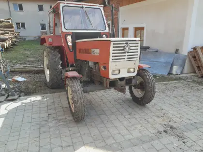 Steyr 650, 50 PS, läuft gut, bremst