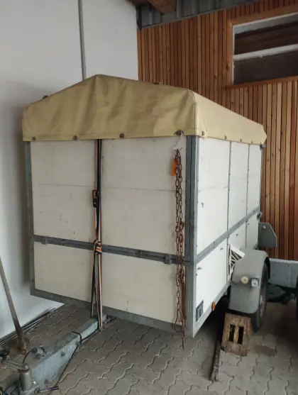 Autoanhänger Tiertransport