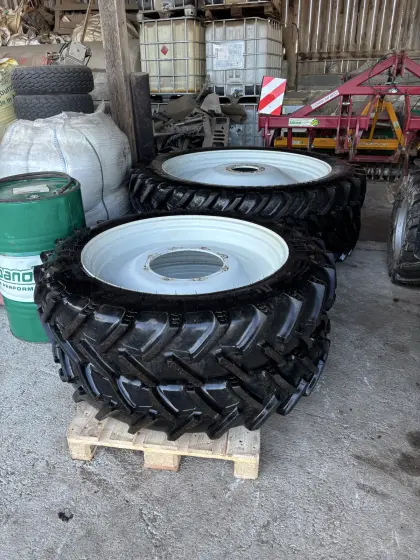 Pflegereifen BKT 320/90R50 & 270/95R36