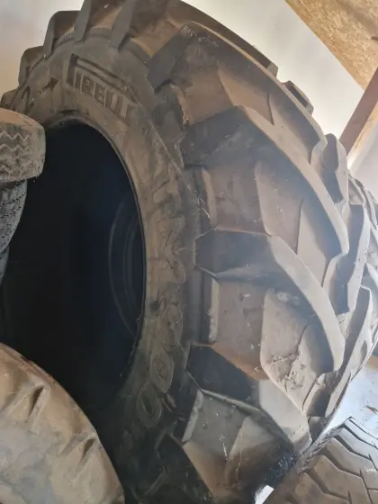 Pirelli TM 900 710/70R42
