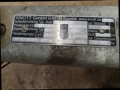 Neuwertige Auflaufbremse