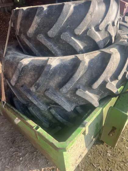 Continental 420/70 R30, 360/70 R20