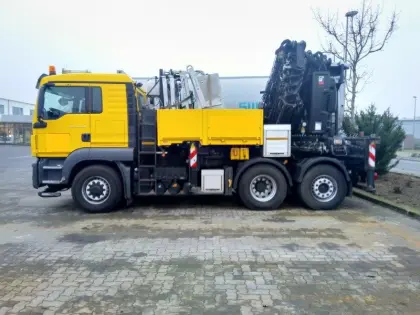 MAN 28.440 mit Hiab 638 E-8 Jib 150x4, Funk, Seilwinde
