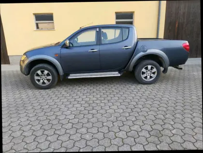 Mitsubishi L200 Intense