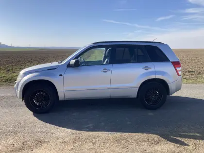 Suzuki Grand Vitara 2,0 Benzin Automatik