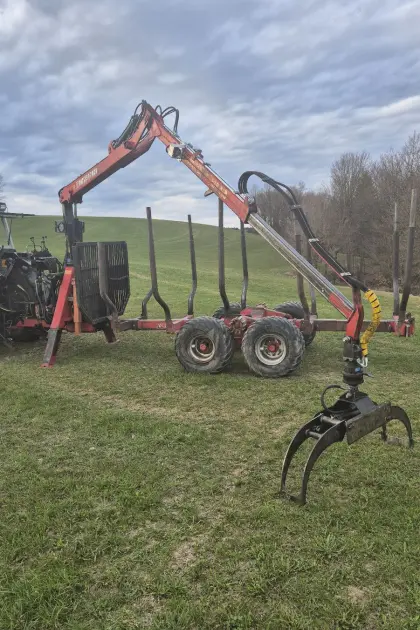 Patu 8 HD mit 597 Kran