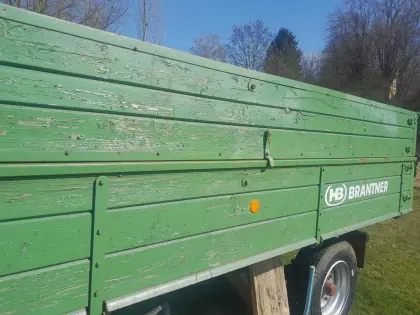 Brantner 2 Seitenkipper mit Hydraulikbremse
