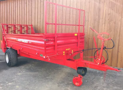 Pöttinger 5001 Miststreuer