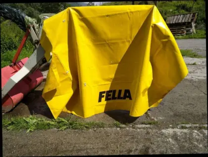 Schutzplane Fella SM165