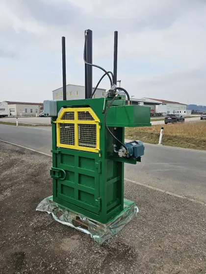 Müll, Kartonpresse 10 t